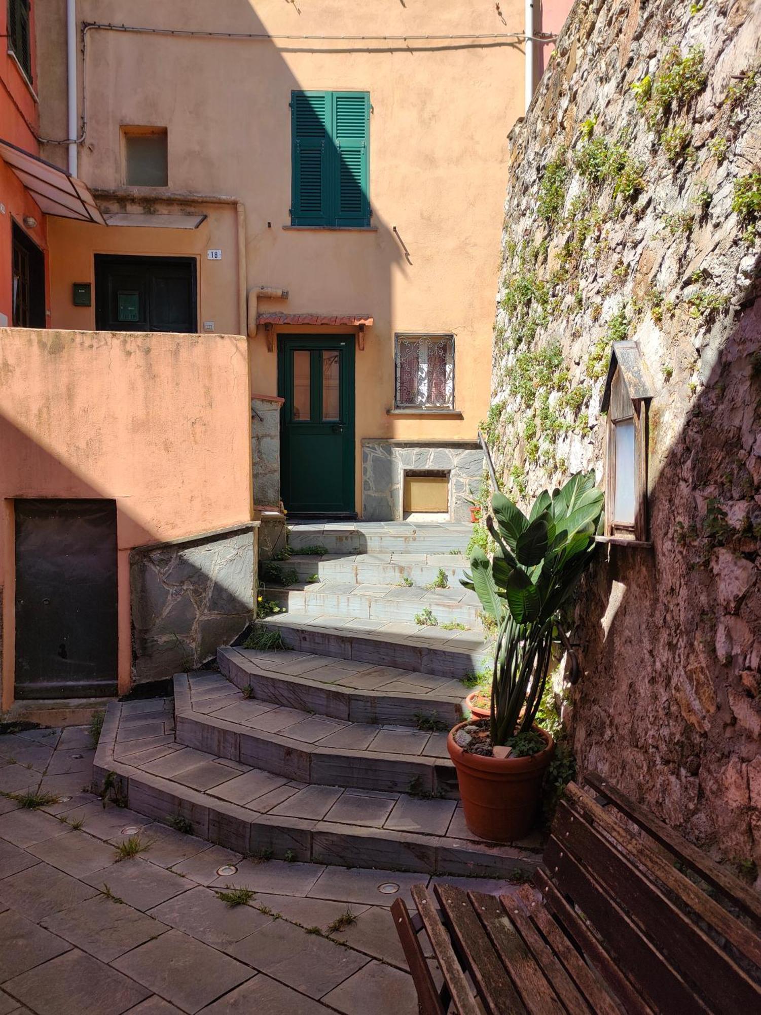 Camera Tra Le Cinque Terre, Camogli E Portofino. Vista Valle E Scorcio Mare All'Orizzonte Castiglione Chiavarese Dış mekan fotoğraf